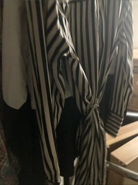 Resellers dream women’s excellent use condition new without charge 5 pound lot